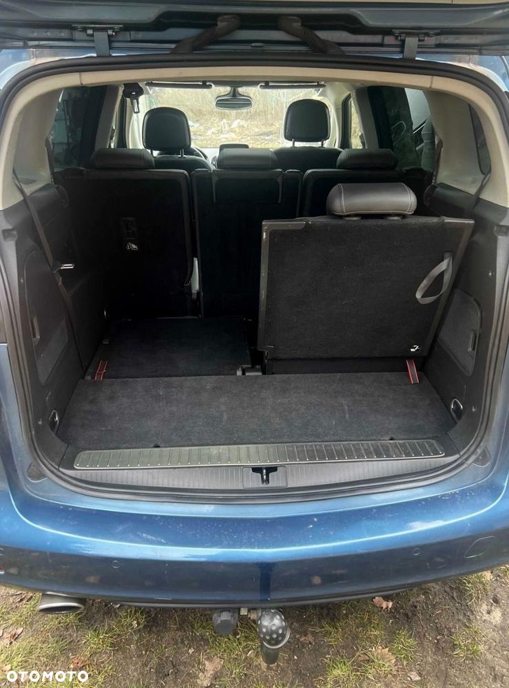 Opel Zafira - 9