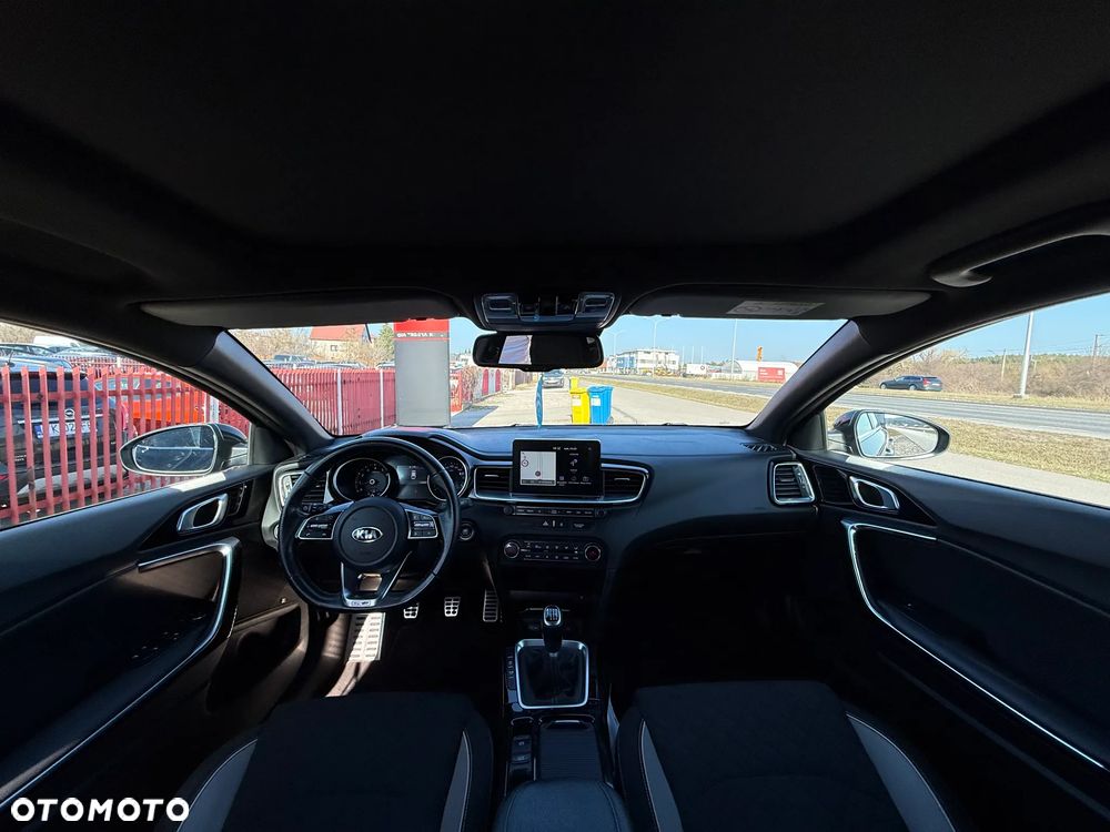 Kia ProCeed 1.4 T-GDI OPF GT LINE - 18