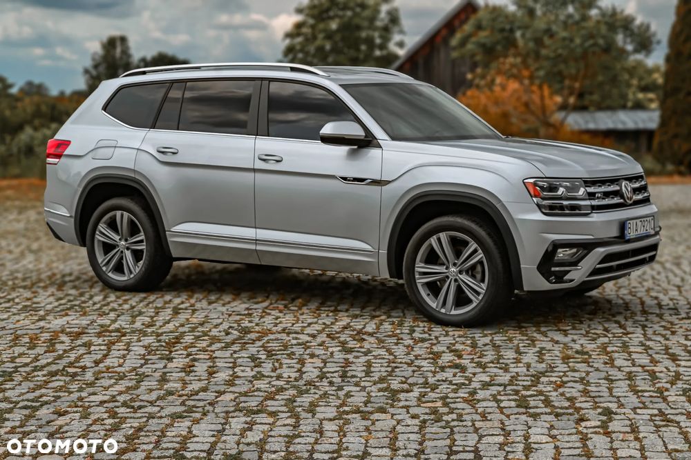 Volkswagen Atlas - 2