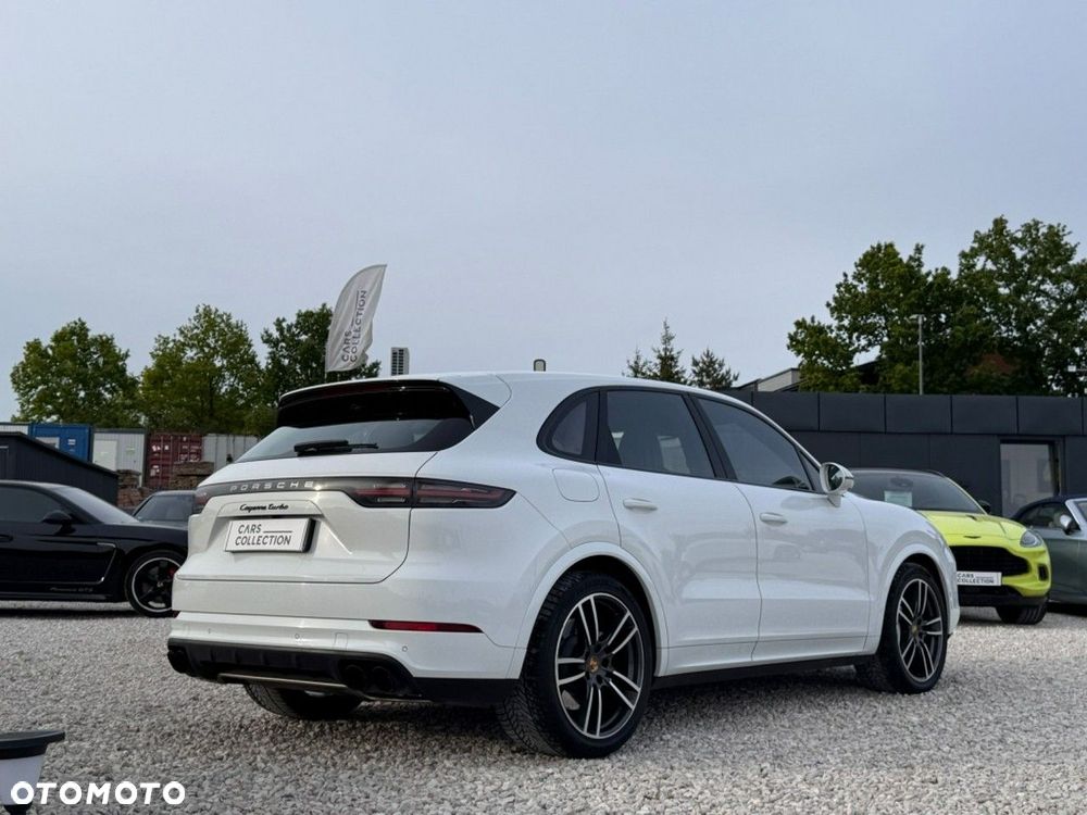 Porsche Cayenne Turbo - 4