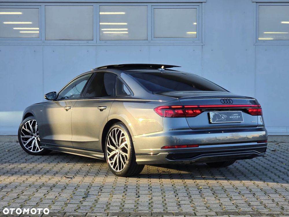 Audi A8 - 5