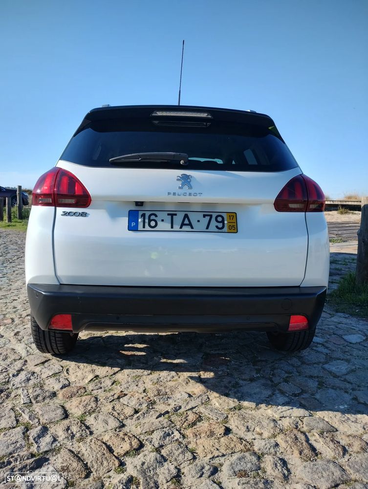 Peugeot 2008 1.6 BlueHDi Style - 3