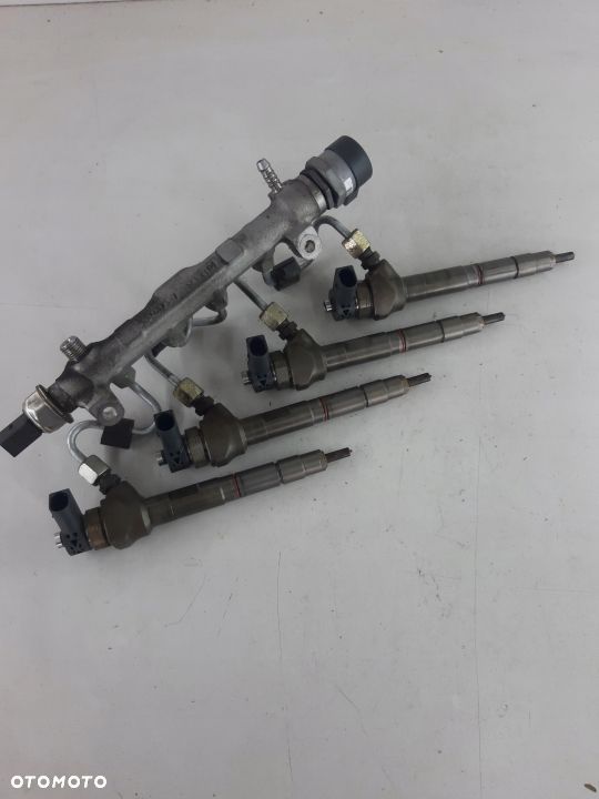 WTRYSKIWACZE 04L130277G 1.6 tdi audi vw seat skoda - 2