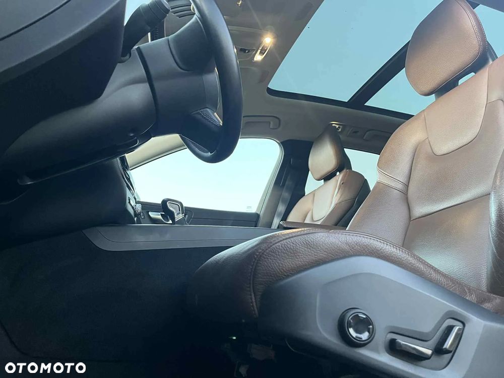 Volvo XC 60 - 10
