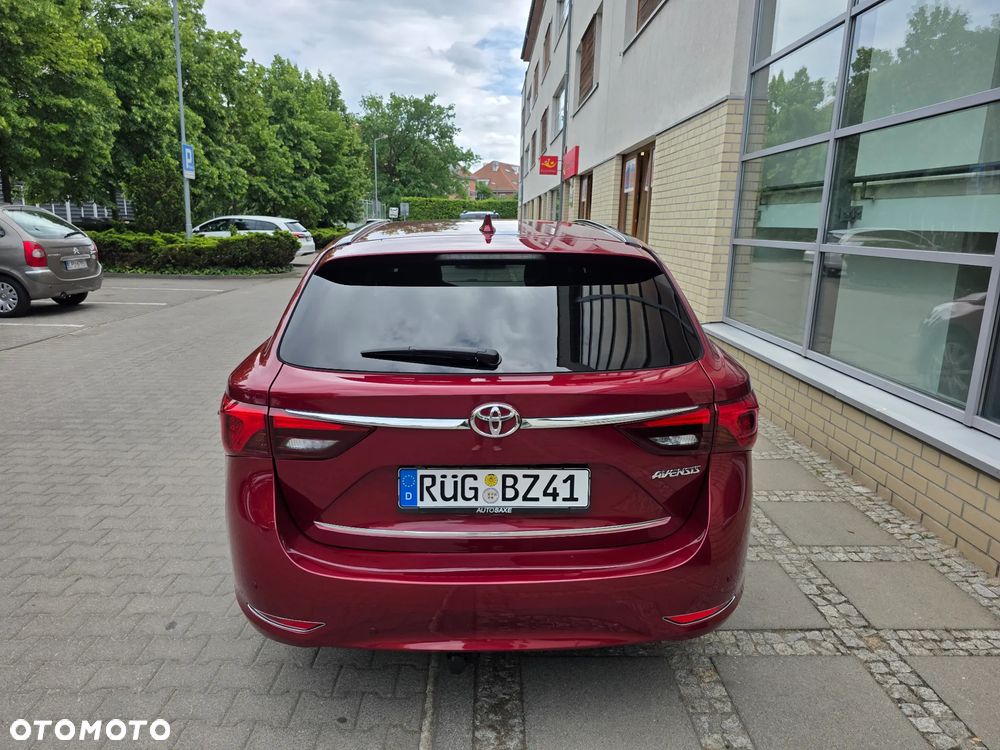 Toyota Avensis - 6