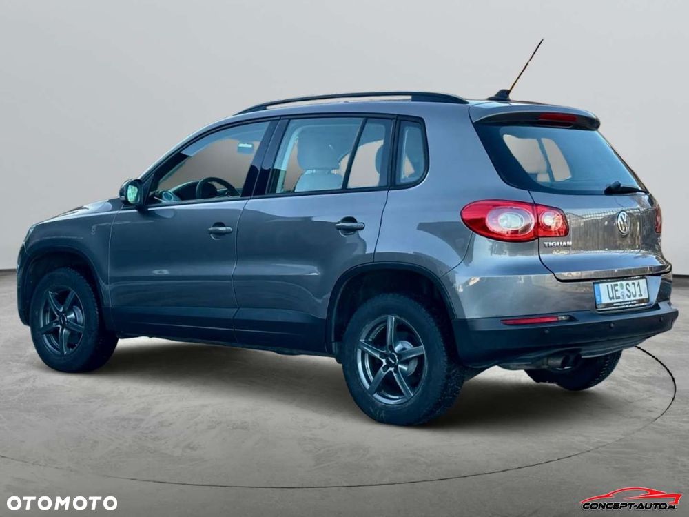Volkswagen Tiguan - 9