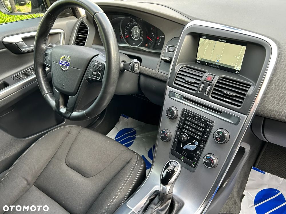 Volvo XC 60 - 12