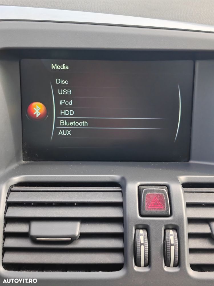 Volvo XC 60 D3 Geartronic Momentum - 15