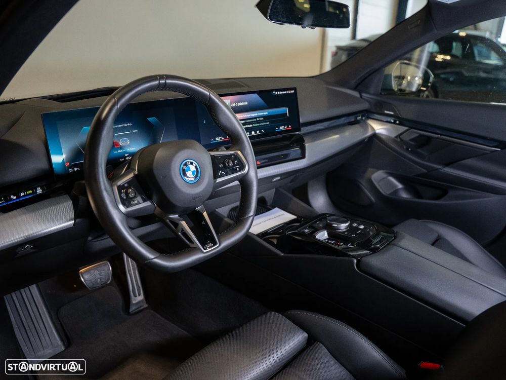 BMW i5 eDrive40 Pack Desportivo M Pro - 8
