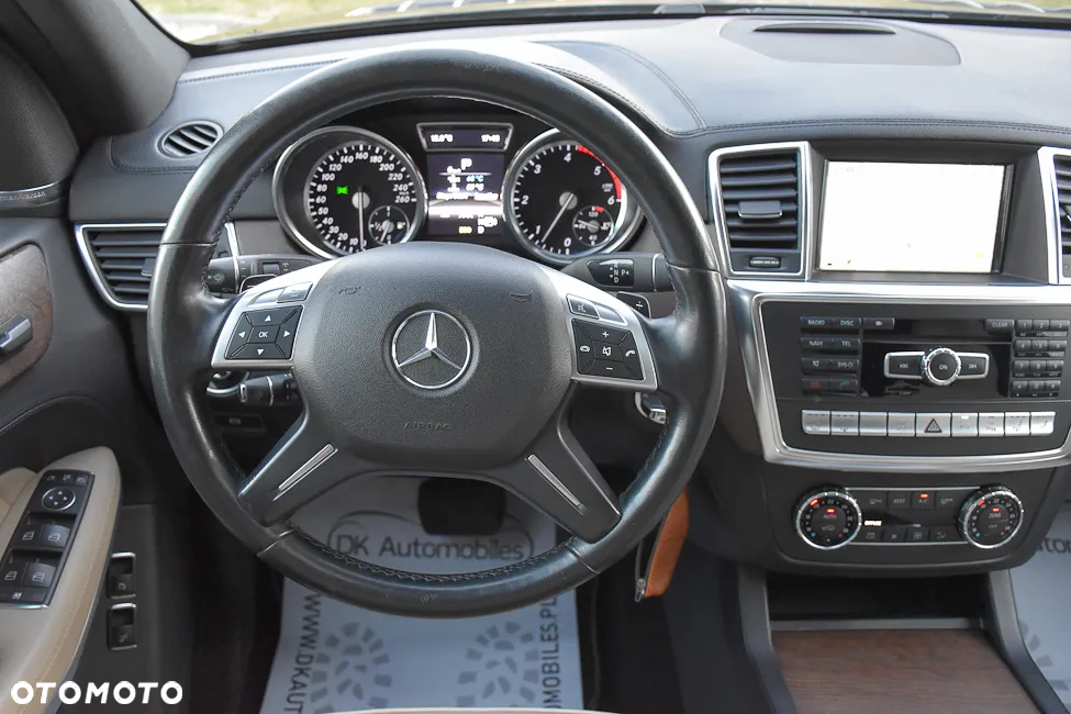 Mercedes-Benz GL 350 BlueTec 4-Matic - 29