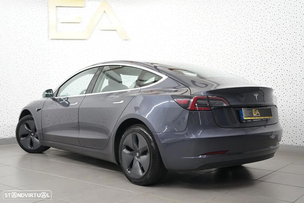 Tesla Model 3 Standard Range Plus RWD - 4