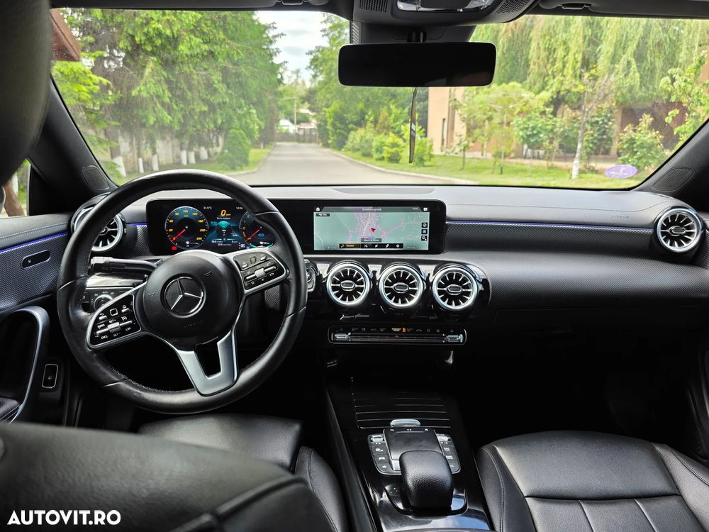 Mercedes-Benz CLA 250 - 12