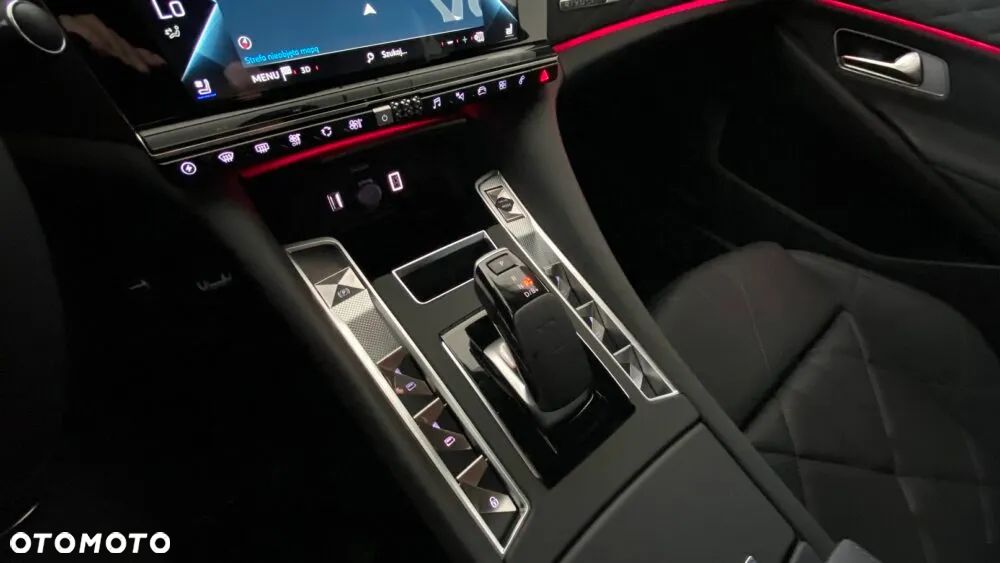 DS Automobiles DS 9 1.6 E-Tense Rivoli+ - 13
