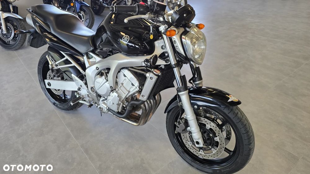Yamaha FZ6 - 17