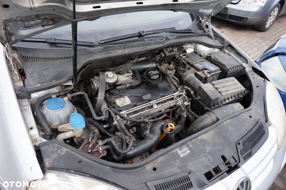 VOLKSWAGEN GOLF V 3D HB 2004 LA7W 1.9 TDI BKD 105KM GQQ SREBRNY na części - 11