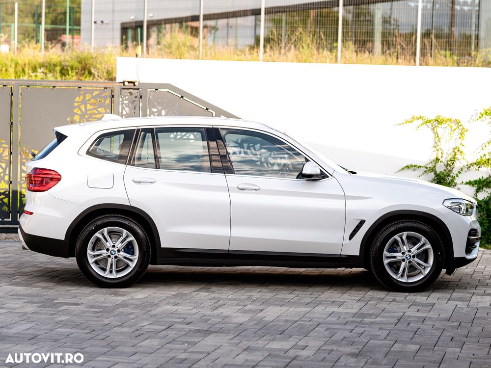 BMW X3 xDrive20d AT Luxury Line - 34