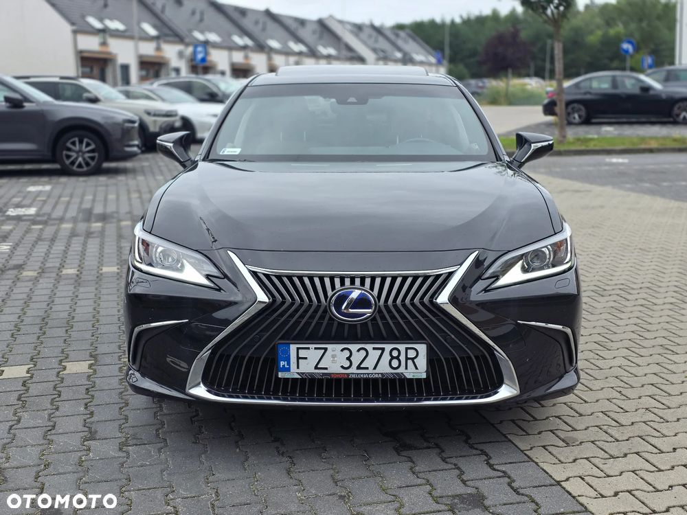 Lexus ES 300h Business Edition + - 15