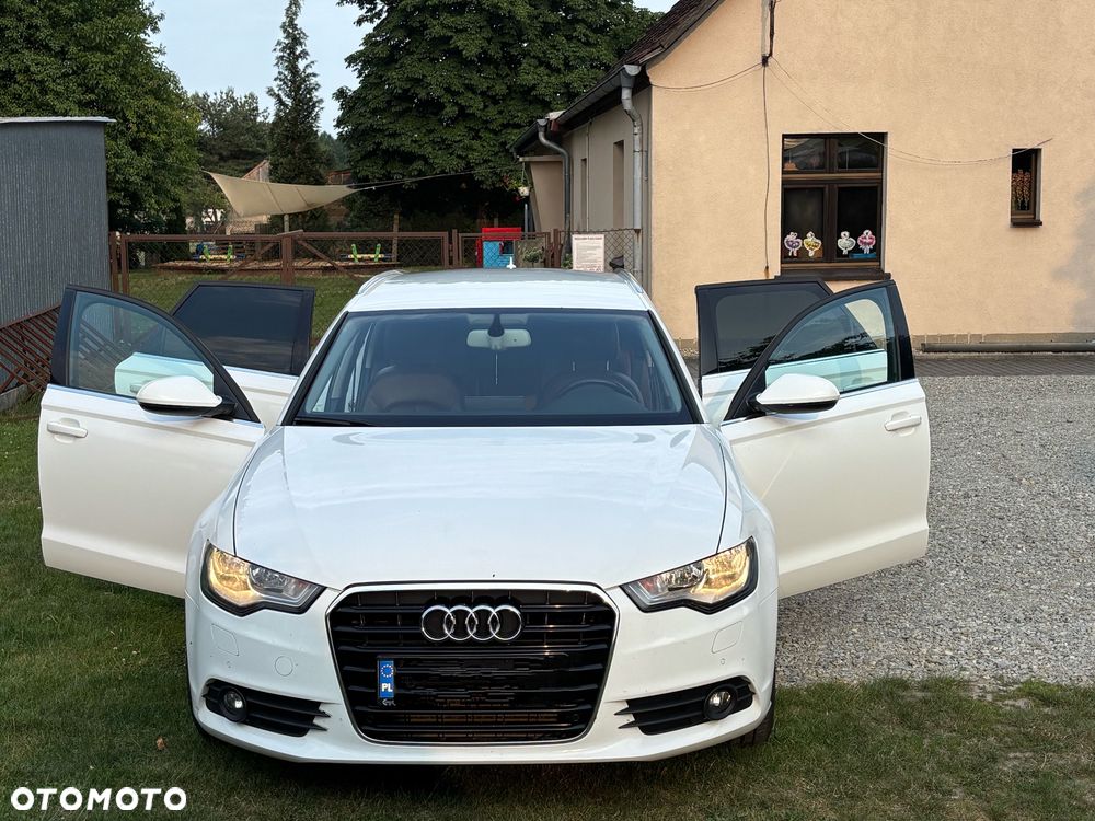Audi A6 Avant - 1