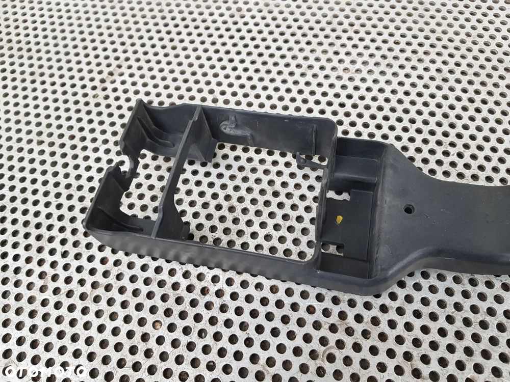 Mercedes W907 W910 Sprinter Uchwyt Mocowanie Radaru - 2