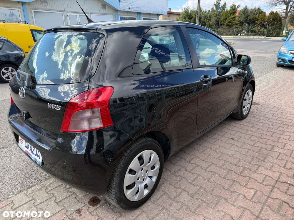 Toyota Yaris 1.0 VVT-i Sol - 7
