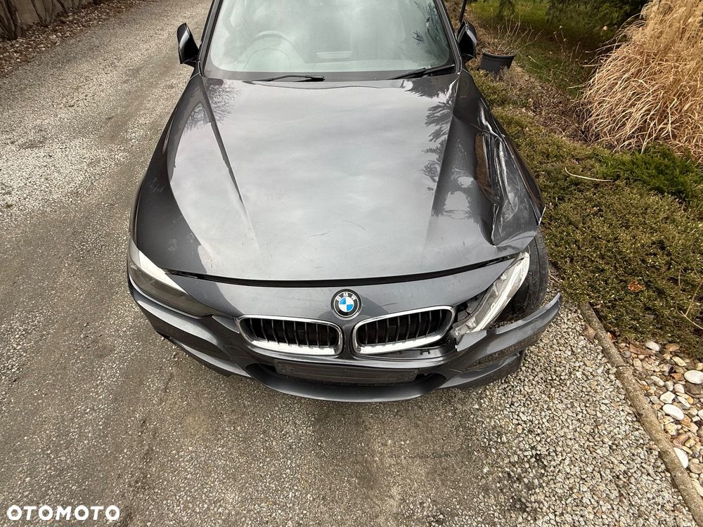 BMW Seria 3 320i Edition M Sport Shadow - 8