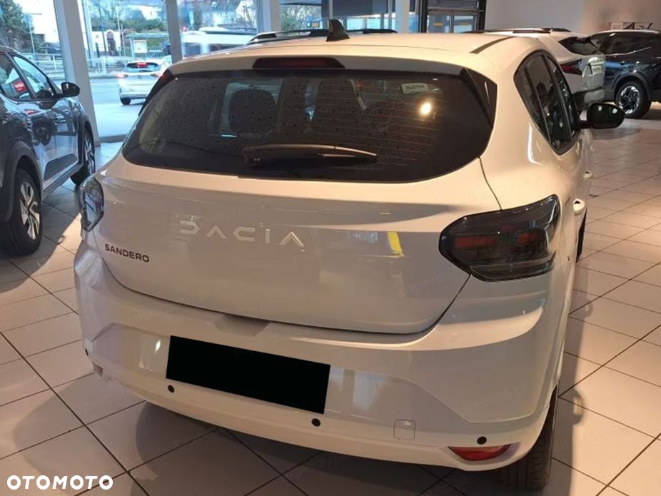 Dacia Sandero - 4