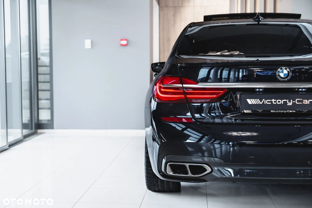 BMW Seria 7 M760Li xDrive - 7
