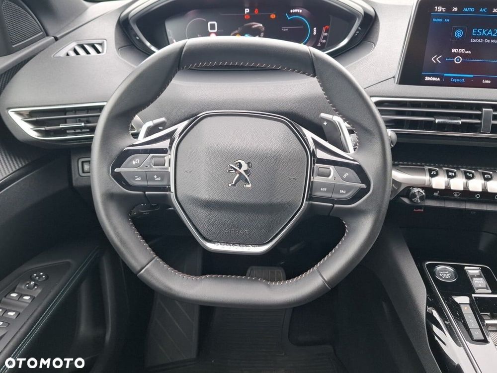 Peugeot 2008 - 10