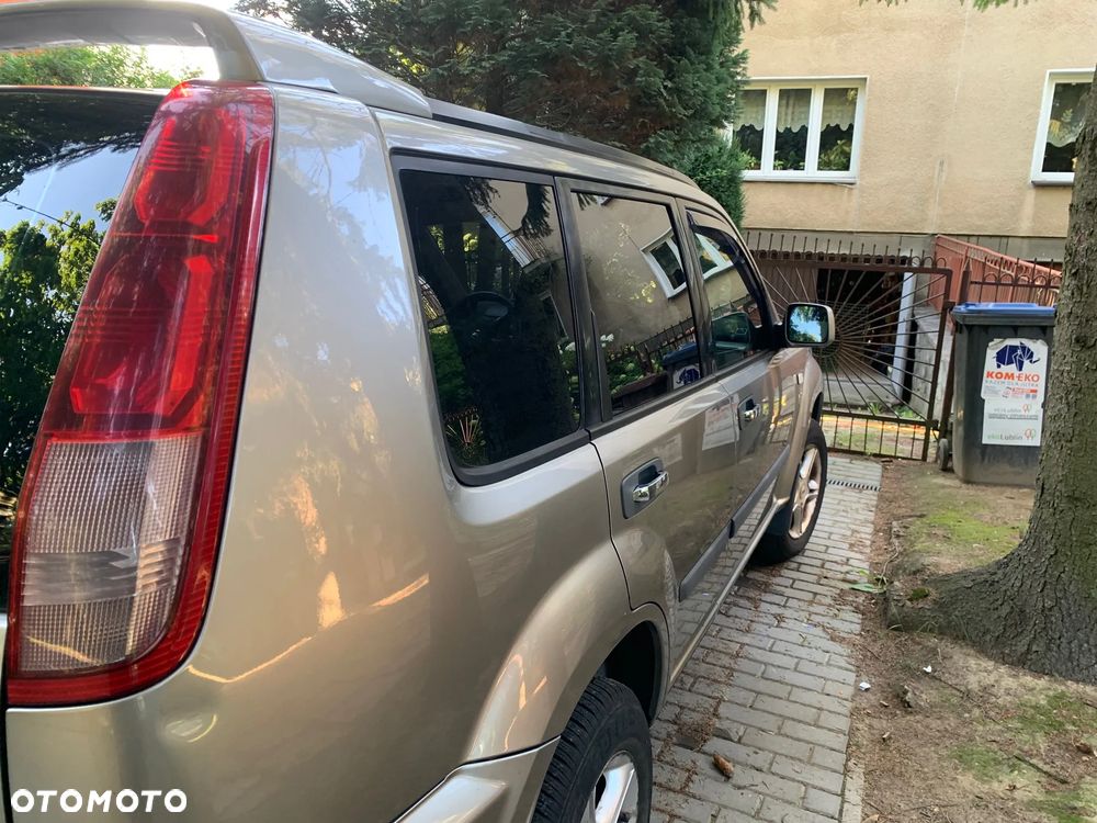 Nissan X-Trail - 2