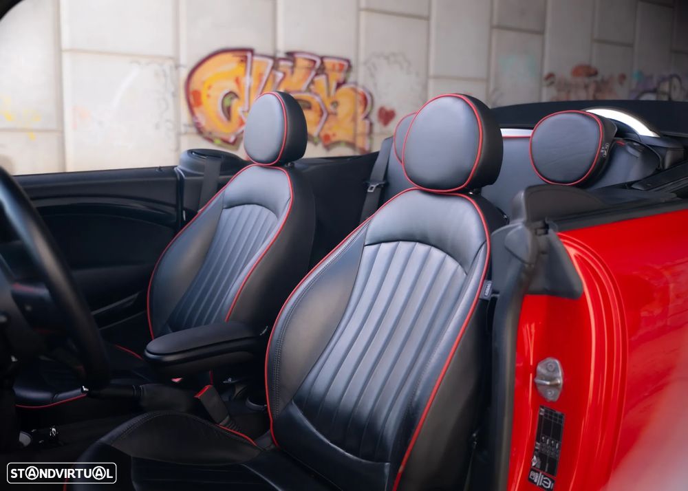 MINI Cabrio John Cooper Works 157g - 26
