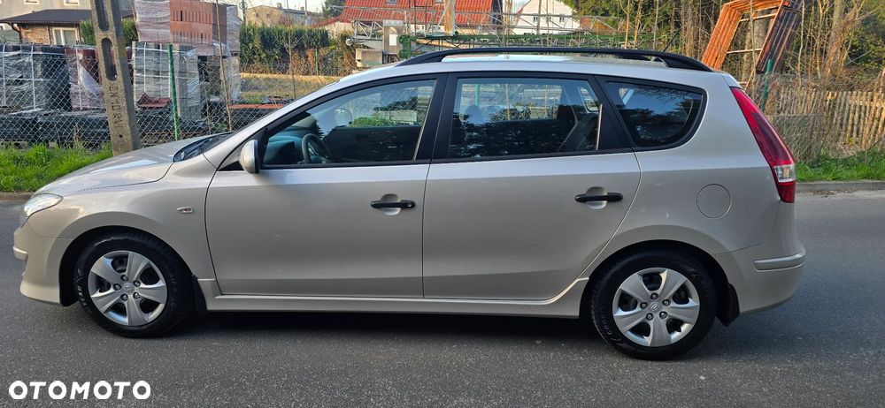 Hyundai i30 i30cw 1.4 Comfort - 3