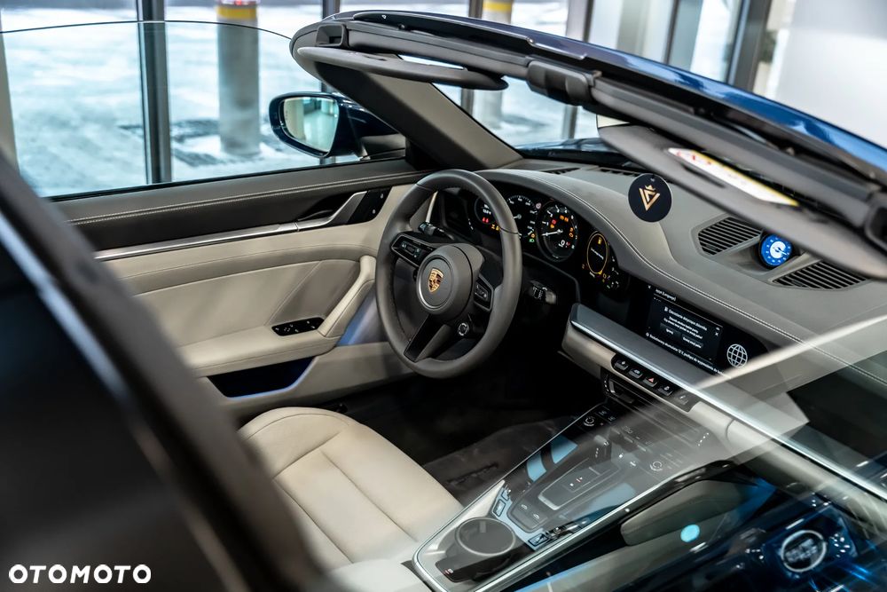 Porsche 911 Targa 4 - 30