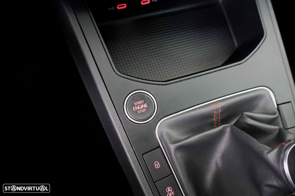 SEAT Ibiza 1.0 TSI FR - 33