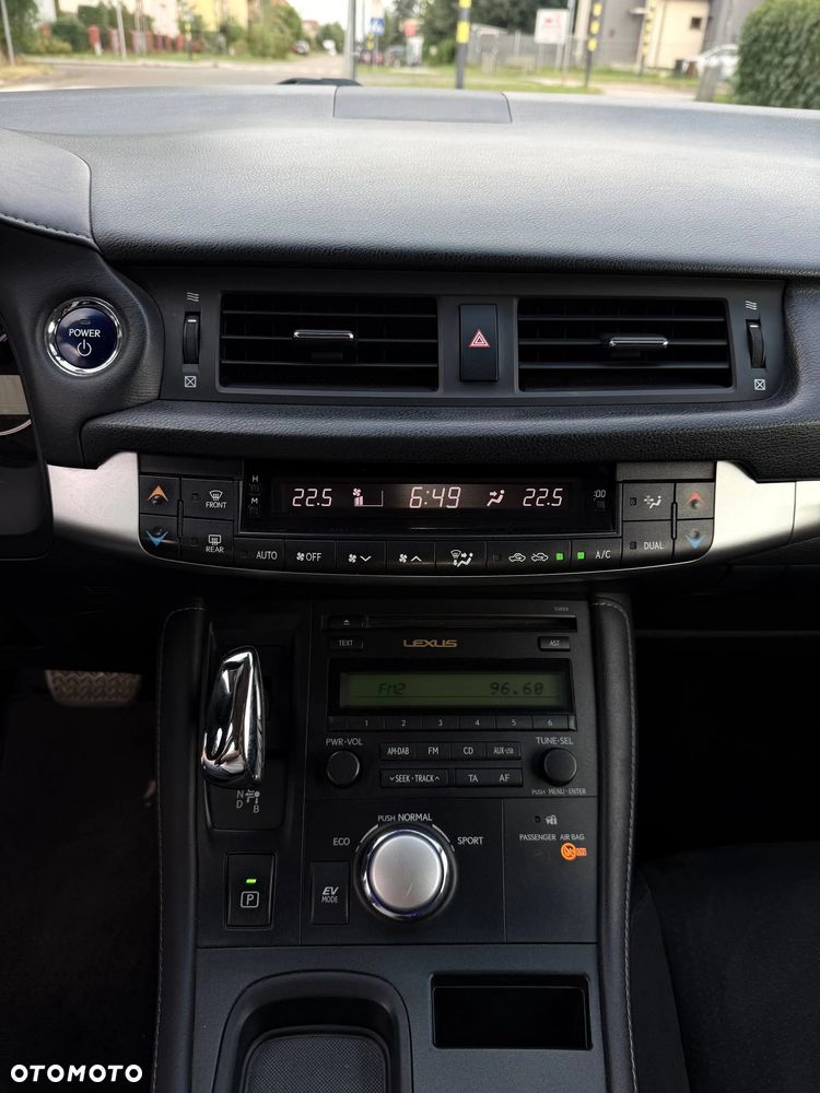 Lexus CT 200h Classic - 22