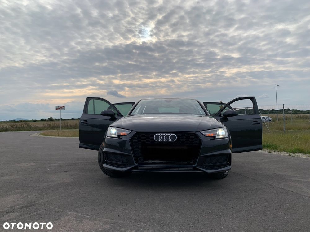 Audi A4 Limousine 40 TFSI S tronic S line - 11