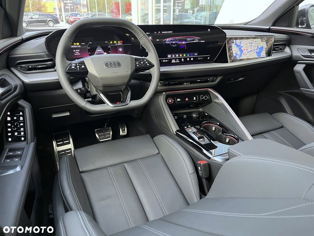 Audi Q5 Sportback - 16