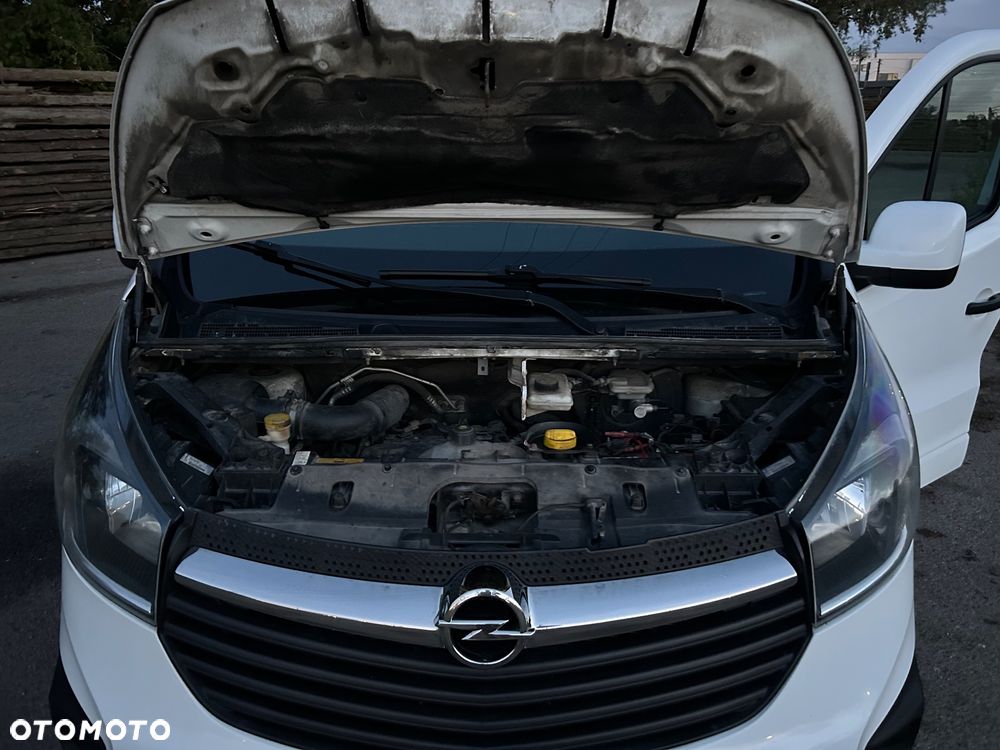 Opel Vivaro B - 26