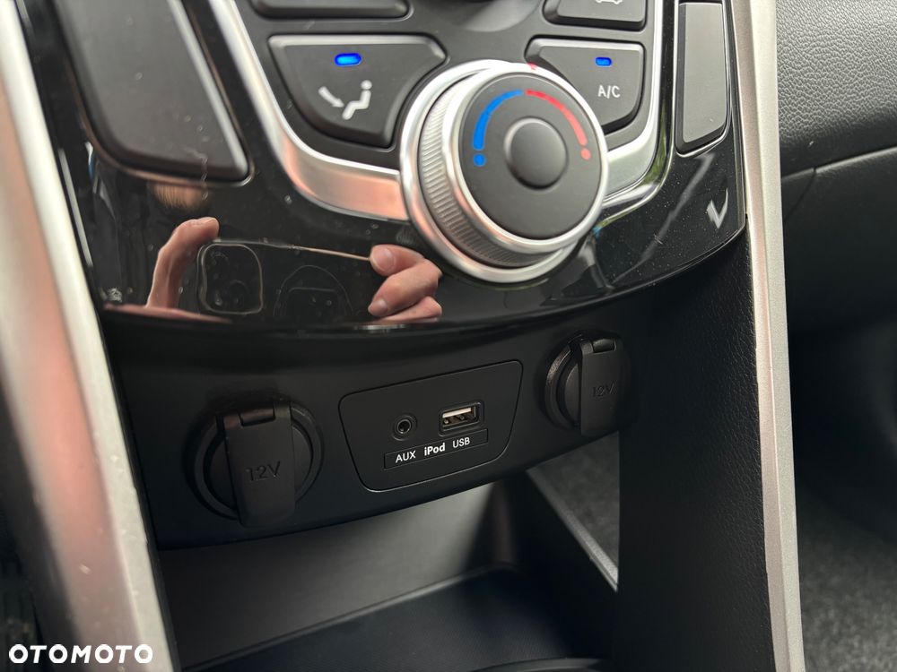Hyundai i30 1.6 GDI BlueDrive Premium - 19