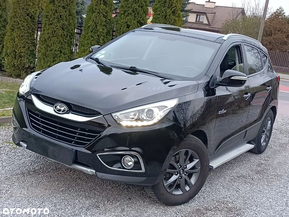 Hyundai ix35 1.7 CRDi 2WD blue Finale Gold - 2