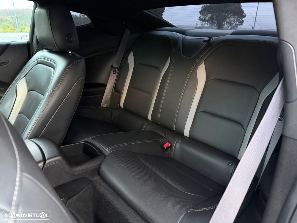 Chevrolet Camaro Coupe 2.0 Aut. - 11