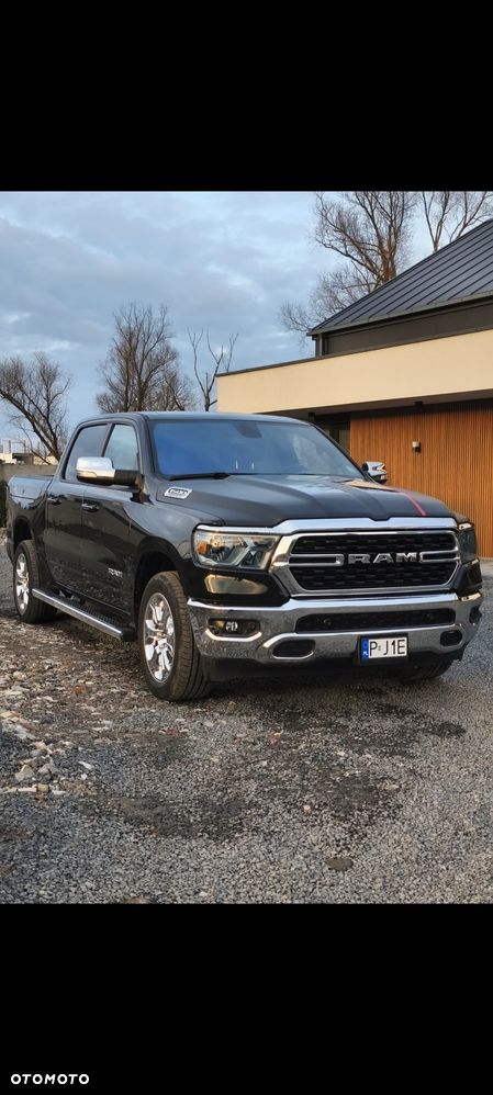 RAM 1500 Crew Cab Shortbed Bighorn - 35