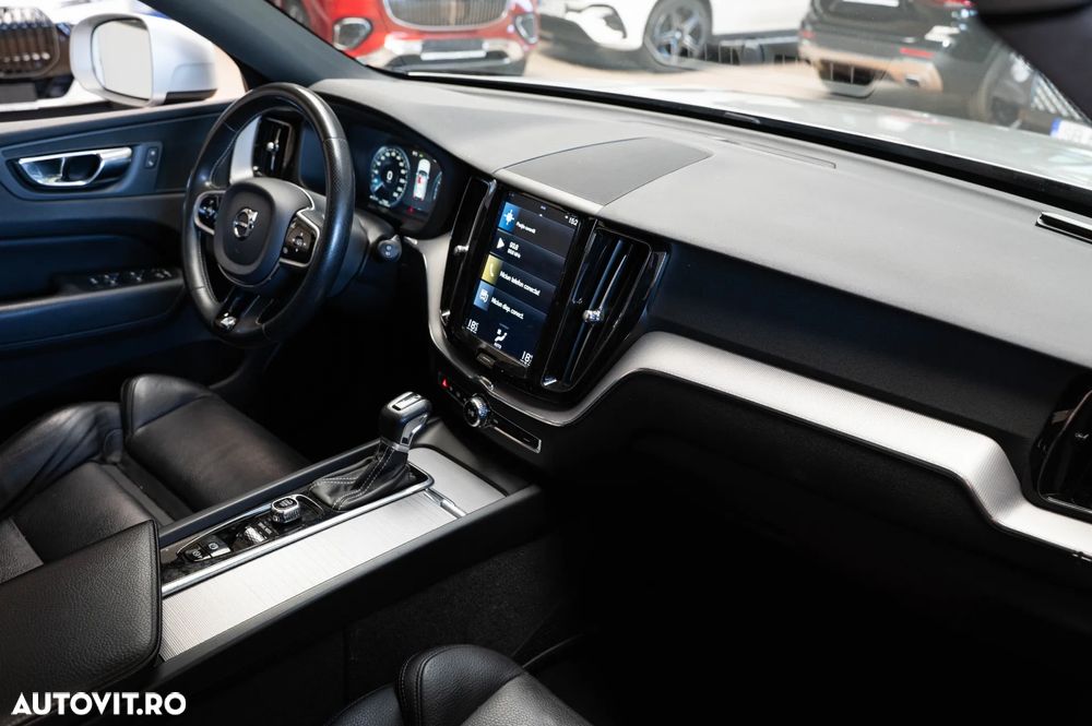 Volvo XC 60 T4 Geartronic RDesign - 27