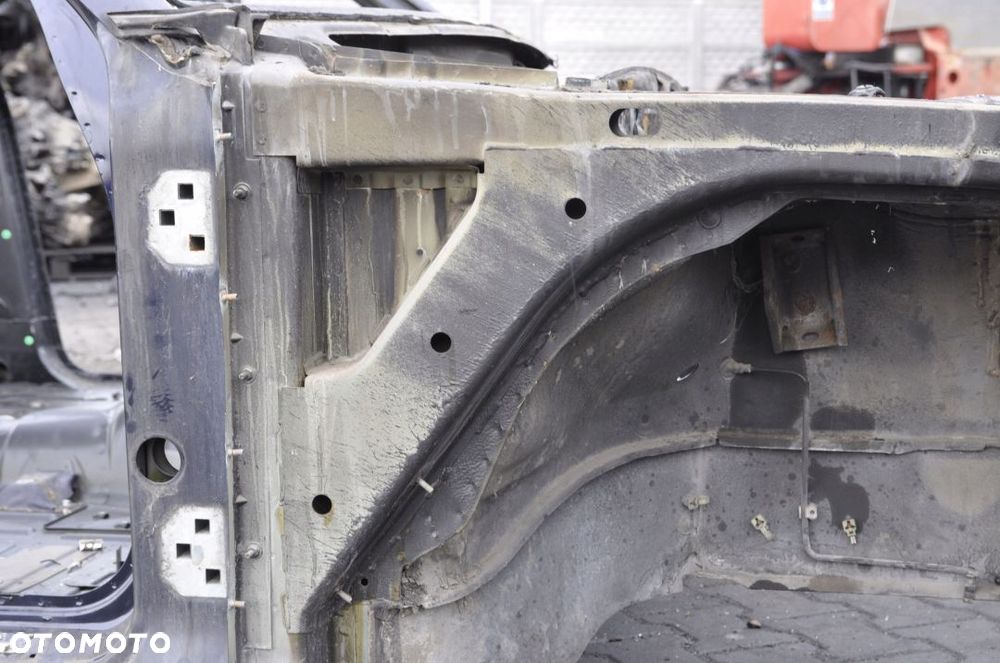 BENTLEY ARNAGE  ĆWIARTKA PODŁUŻNICA PRAWA PRZÓD - 7