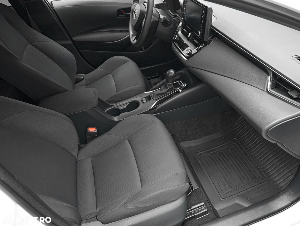 Toyota Corolla 1.8 HSD Dynamic - 13