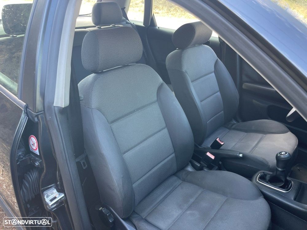 Audi A3 1.6 Attraction - 30