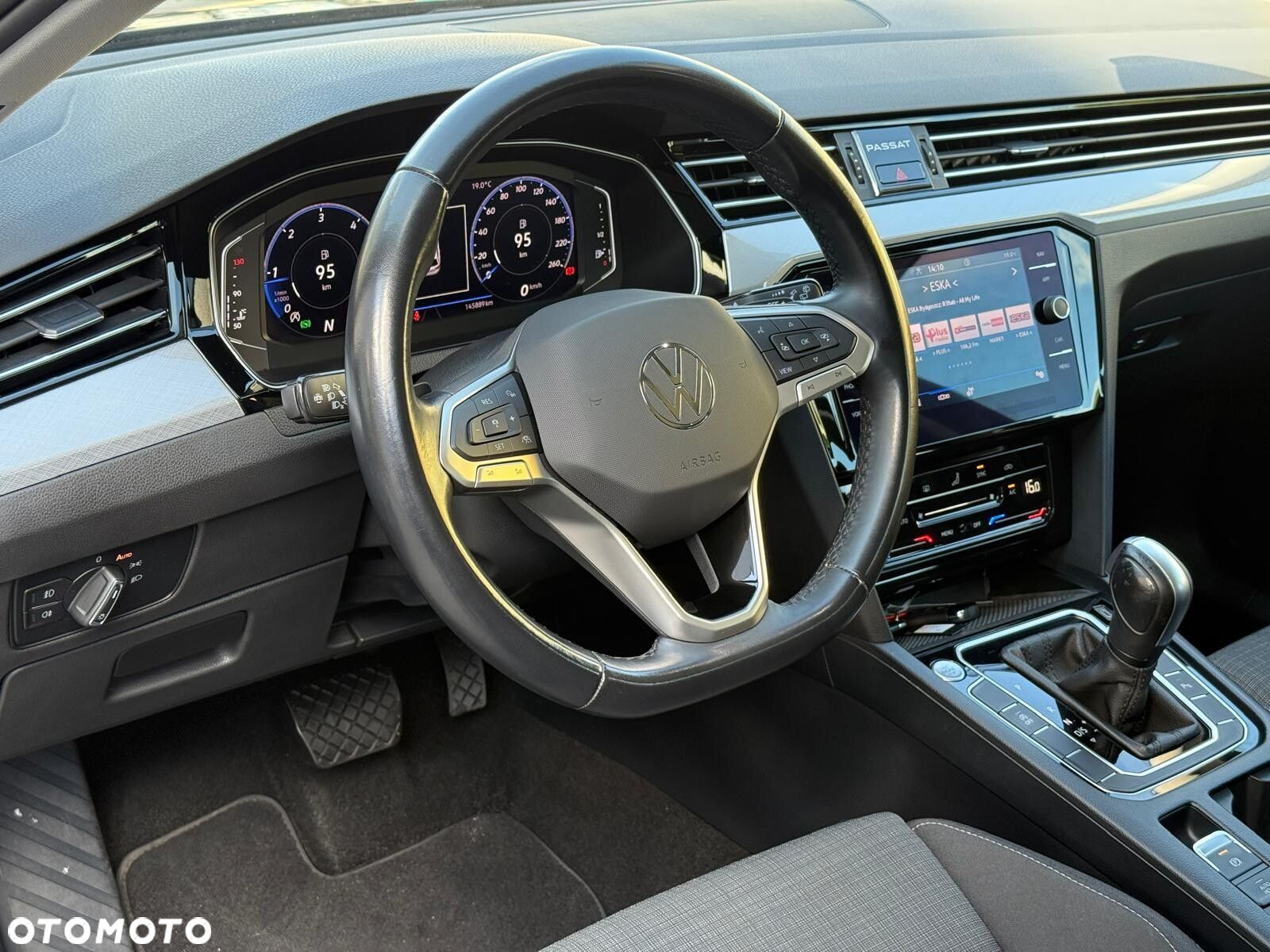 Volkswagen Passat - 9