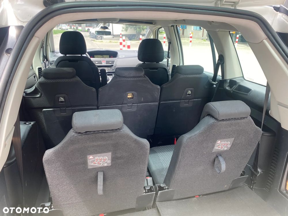 Citroën C4 Grand Picasso - 12