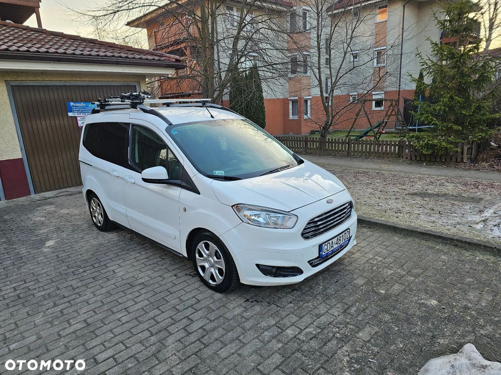 Ford Tourneo Courier - 1