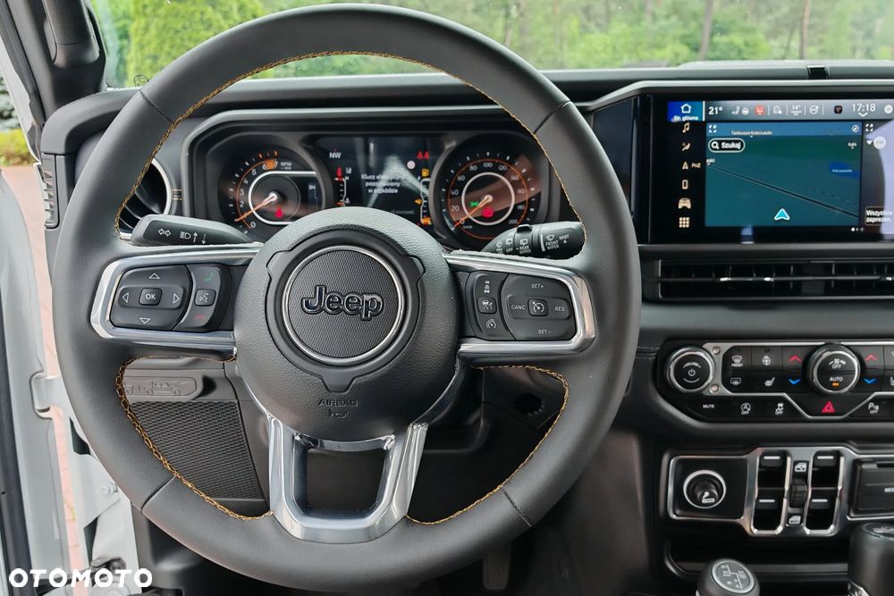 Jeep Wrangler Unlimited GME 2.0 Turbo Sahara - 26