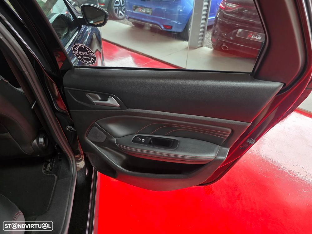 Peugeot 308 SW 1.5 BlueHDi GT Line EAT8 - 38